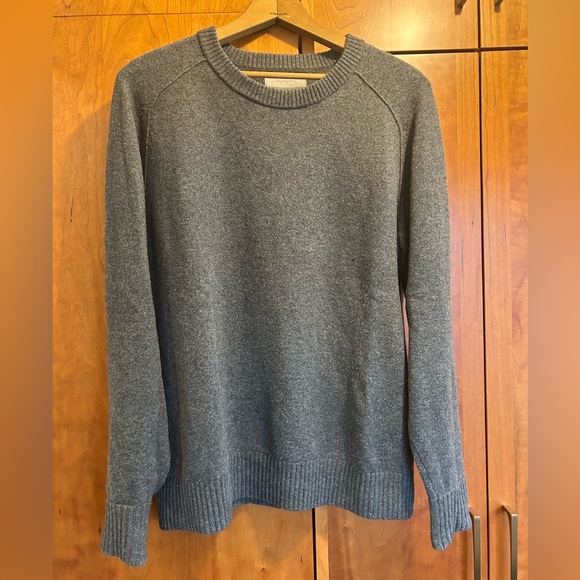 Everlane Other - Everlane Men’s Wool sweater-size M